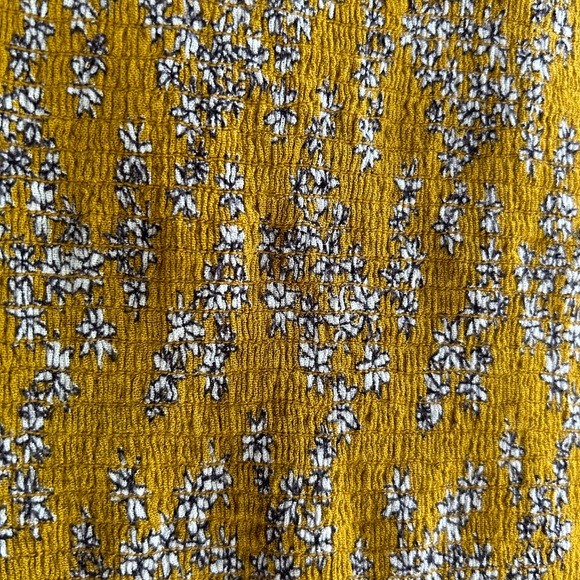 Patrons of peace dress crinkle with smocked top. Sz M. Mustard tone long sleeve - Picture 4 of 5